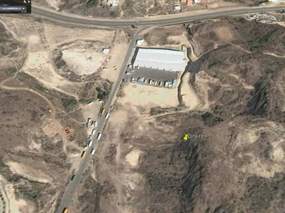Informe revela cómo año a año el cerro sufrió cambios antes de derrumbarse en anillo periférico