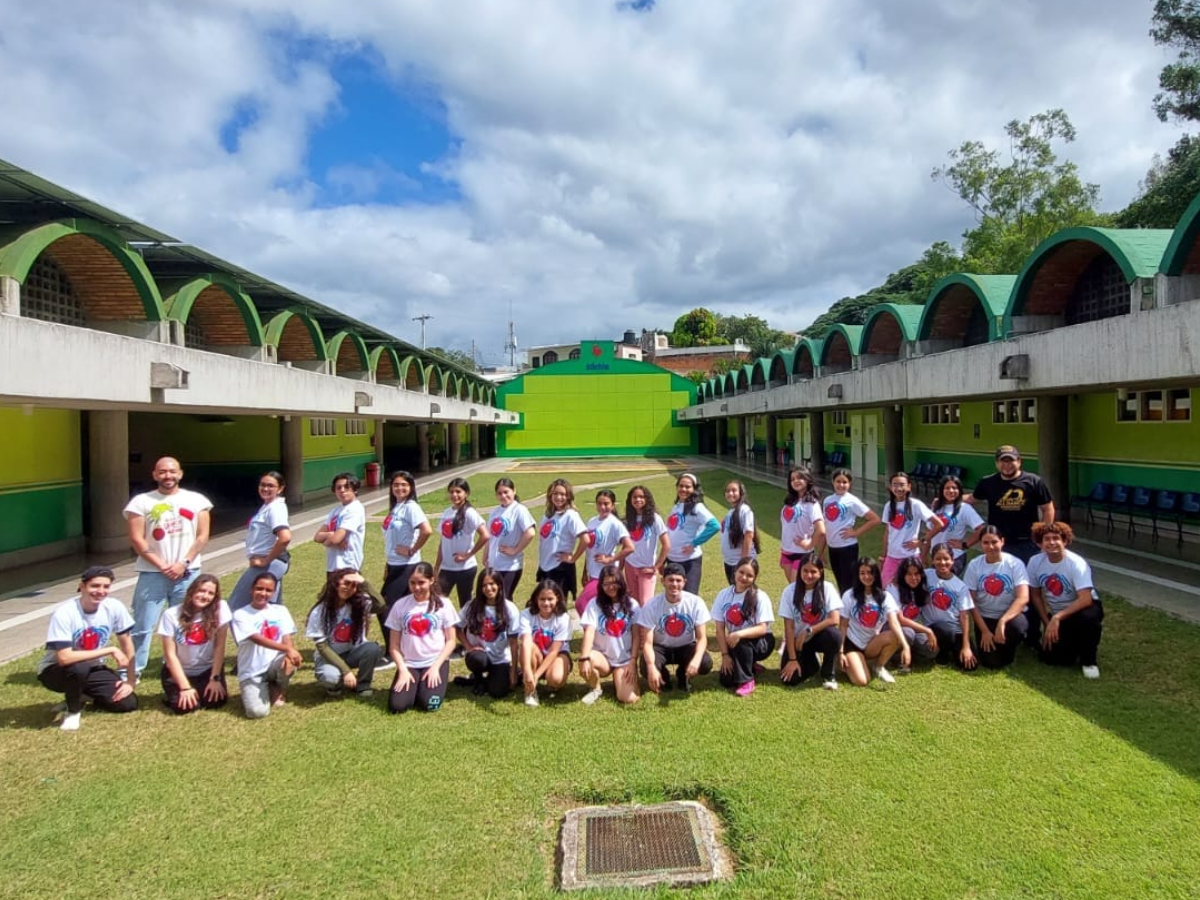 ¿Qué artistas nacionales e internacionales participarán en la Teletón 2023?