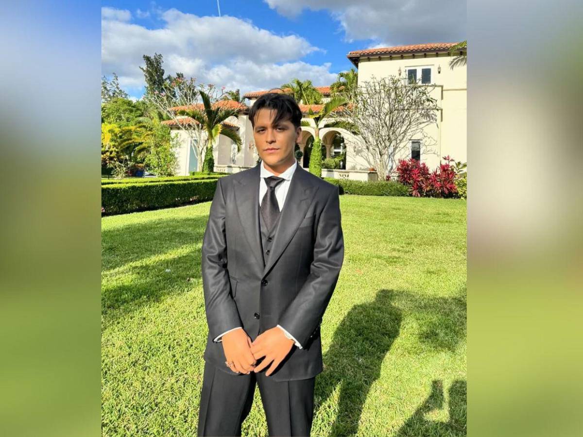 ¿Christian Nodal quiere desaparecer entrevista con Adela Micha? Esto se sabe