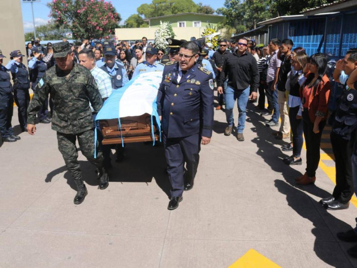 Despiden a Esteban Vargas, policía que perdió la vida tras un enfrentamiento en Chamelecón