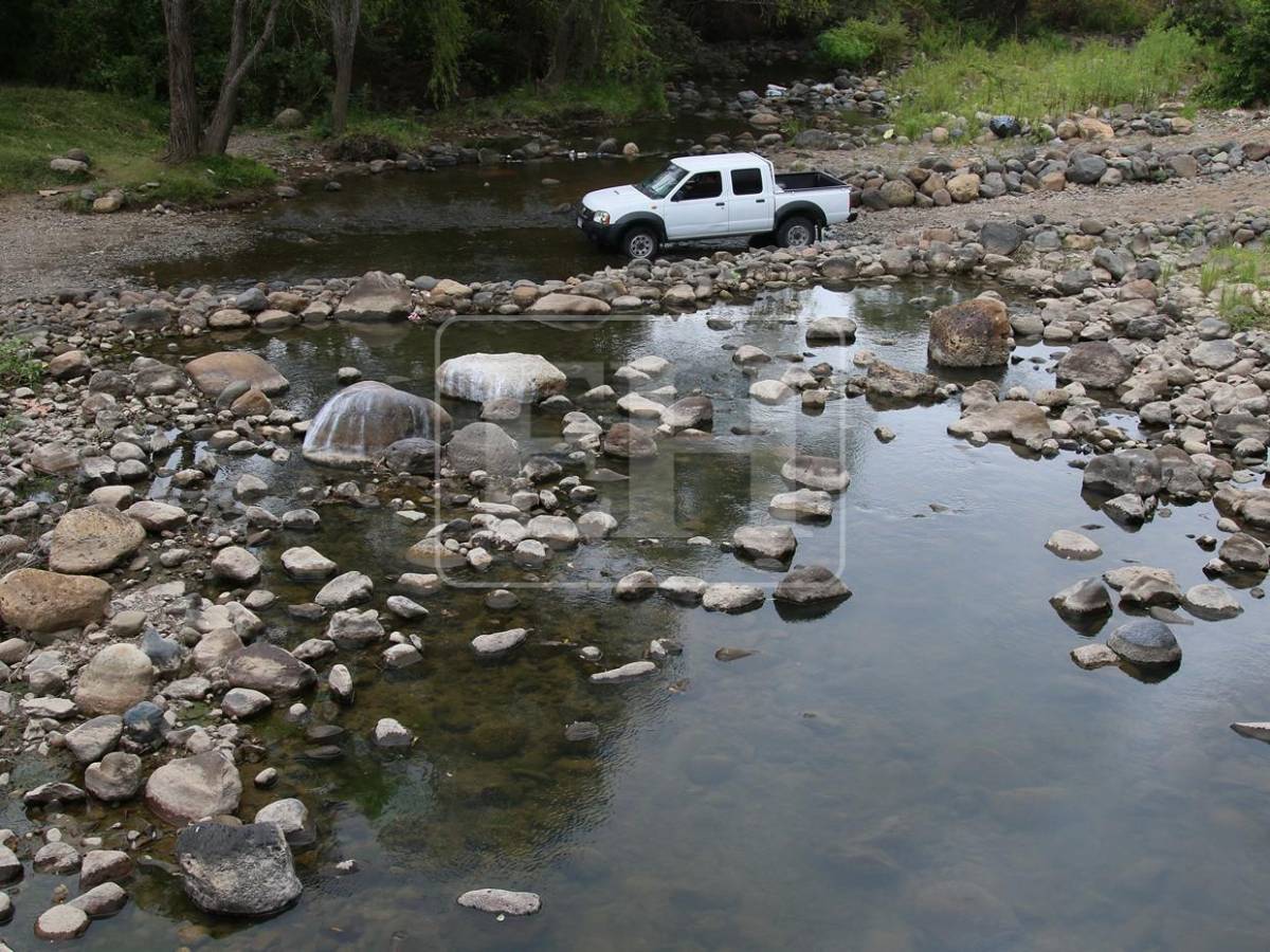 Ausencia total del río es lo que hay en montañas que abastecen de agua a la capital