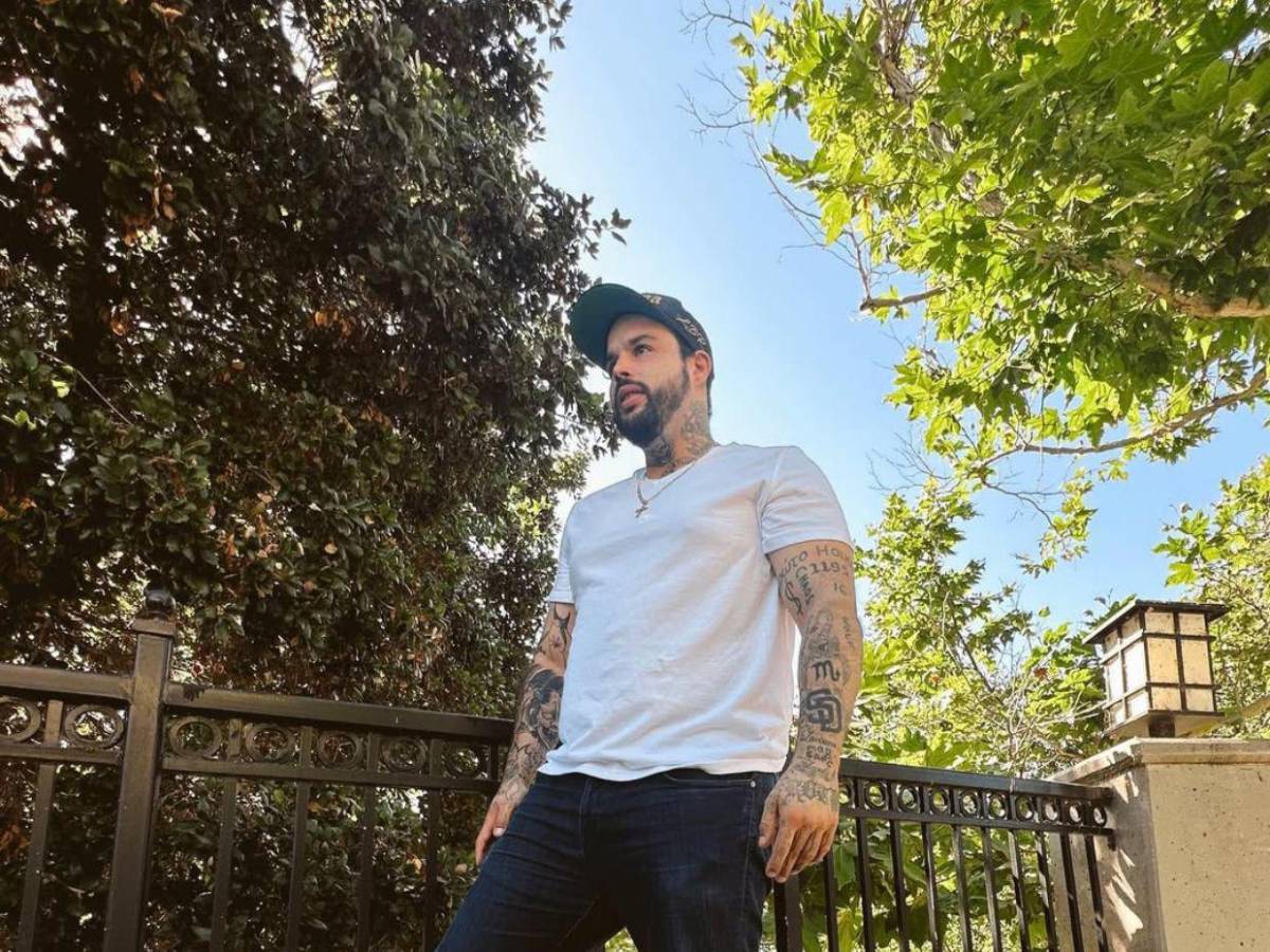 ¿Cazzu o Nodal?, ¿a quién prefiere Emiliano Aguilar para colaborar musicalmente?