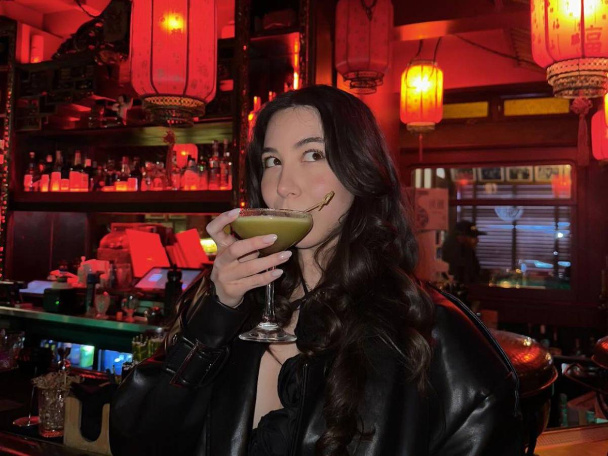 Actriz de Netflix asegura que le ofrecieron dinero para difundir odio hacia Hailey Bieber