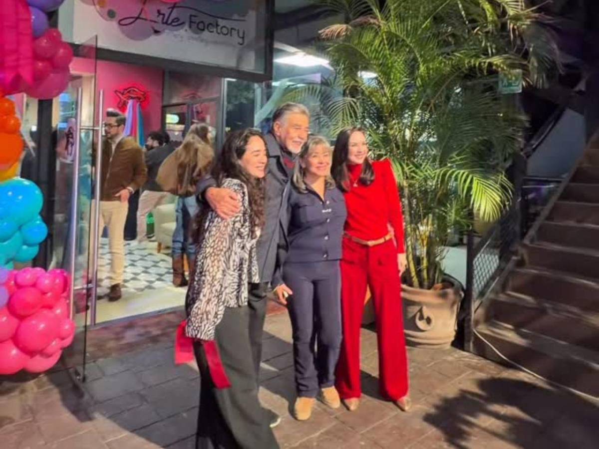 Actriz de Una familia de diez desmiente falsos rumores de su muerte por cáncer