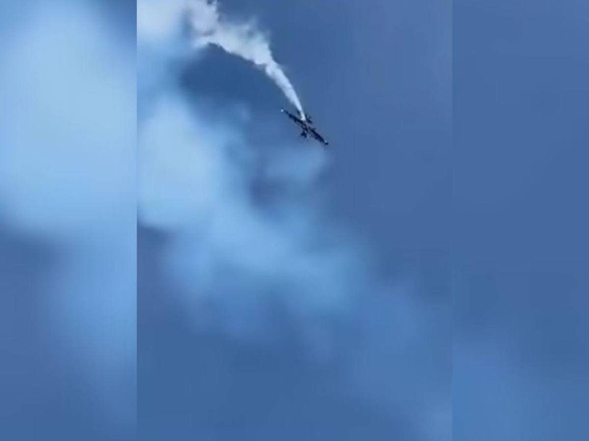 Así fue el accidente aéreo en el que murió la presentadora mexicana Débora Estrella