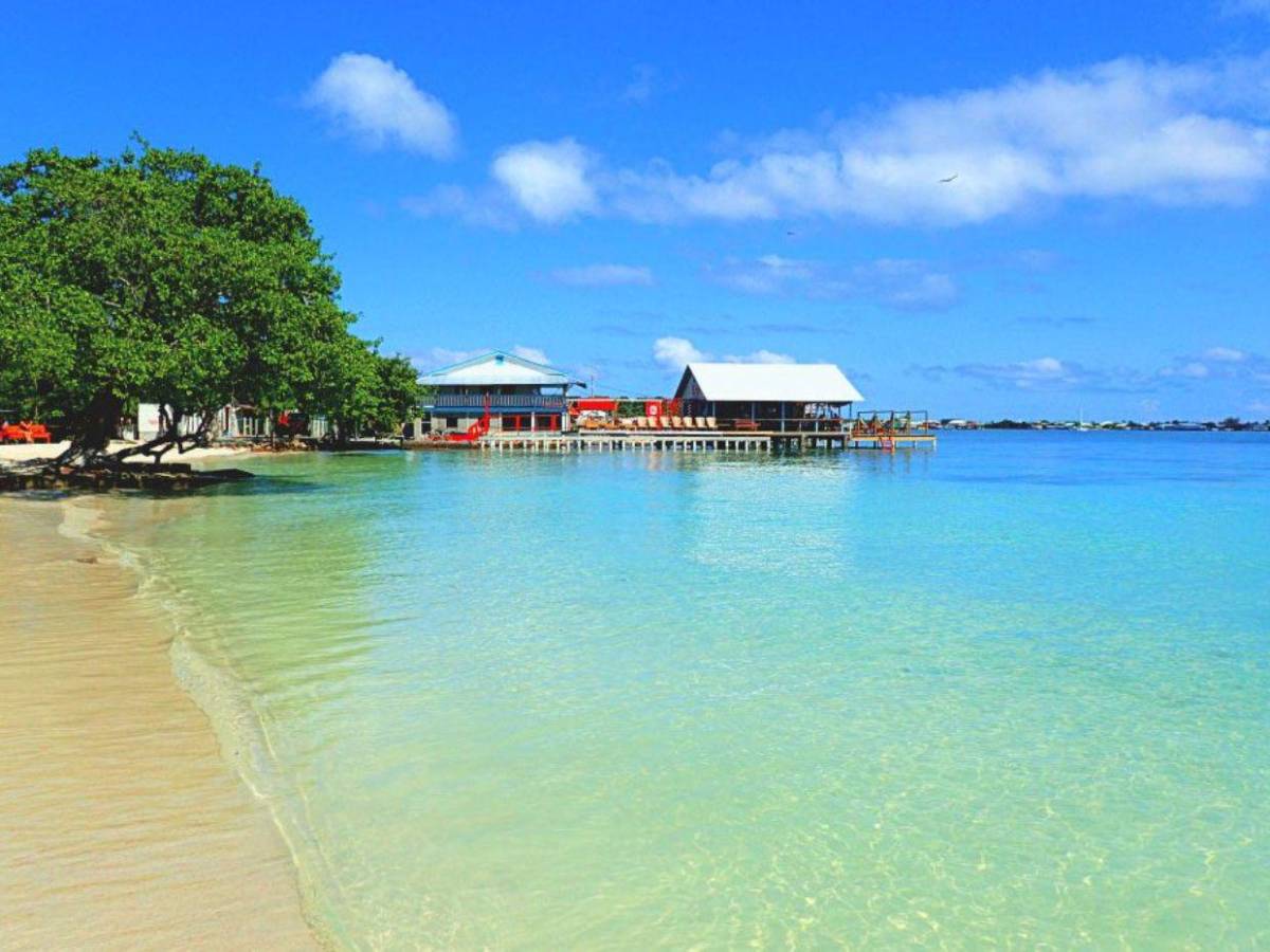 ¿Qué playas visitar en Honduras durante Semana Morazánica 2026?
