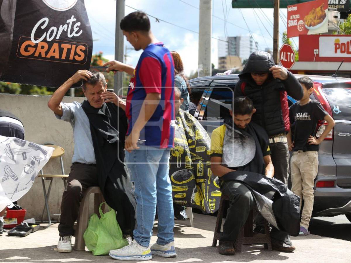 ¿Necesita un corte gratis? José Trejo ofrece sus servicios a pacientes del Hospital Escuela