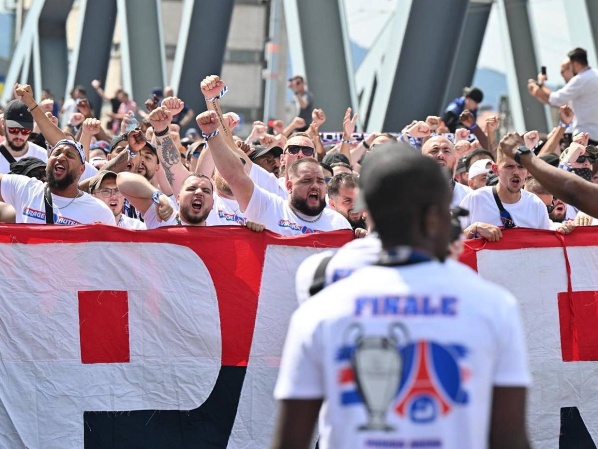 El ambiente en la final de la UEFA Champions League entre PSG vs Arsenal