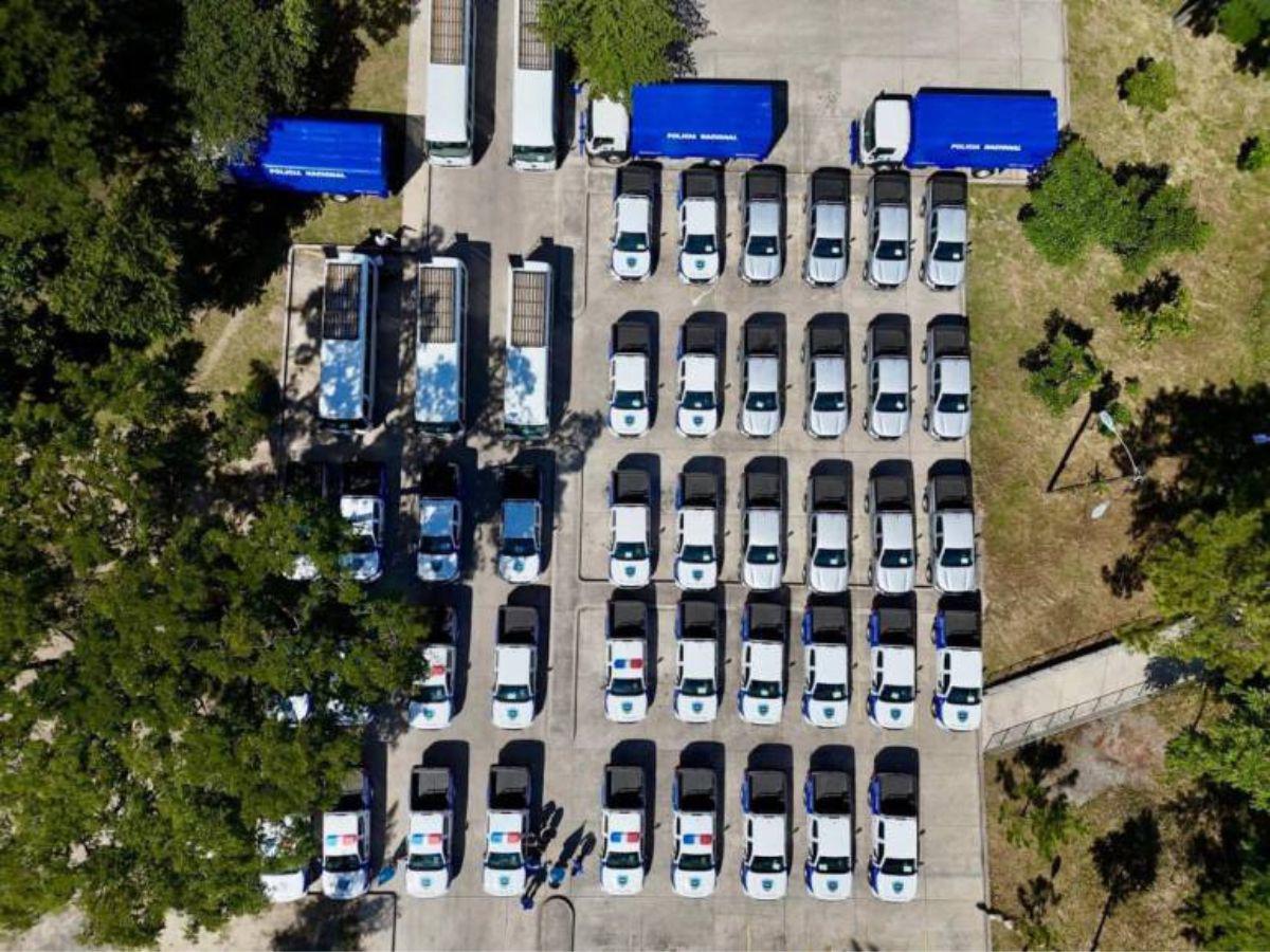 Vehículos a estrenar: ¿Cuánto se invirtió en las nuevas patrullas, camiones y buses de la policía?