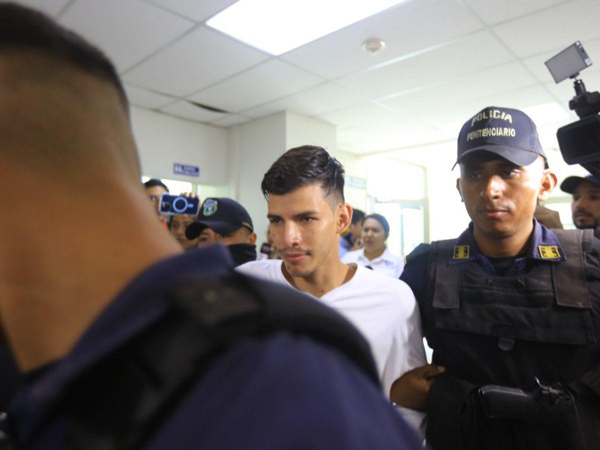 “Asesino de niños”: Golpes e insultos en audiencia contra padrastro que mató a menor de cinco años