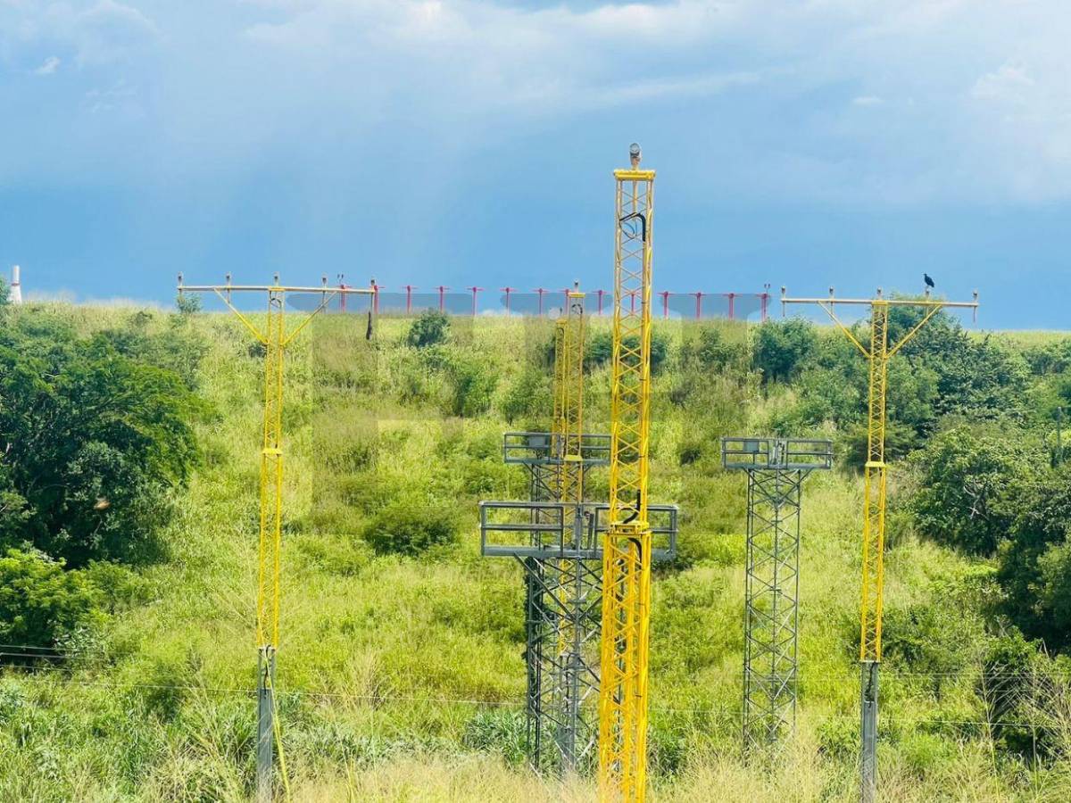 Radares y torres de control inactivos: equipos millonarios de Palmerola sin operar por negligencia