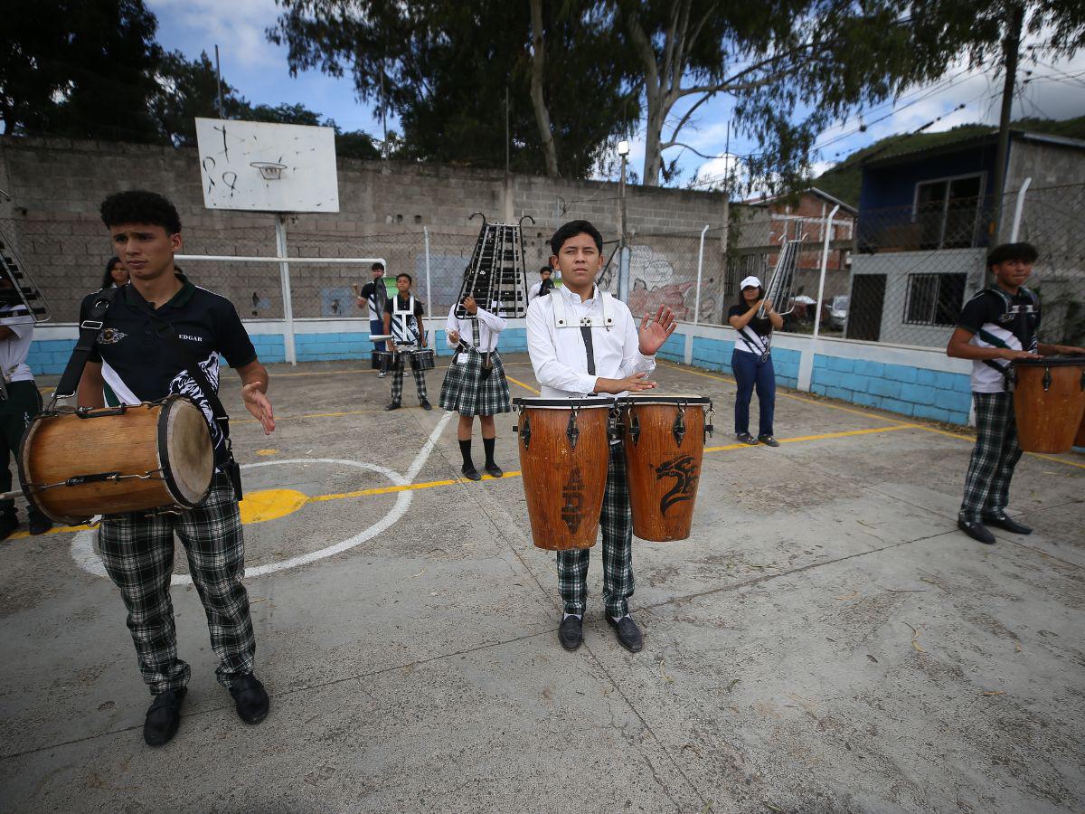 Ritmo y pasión: la banda del Instituto Adriana de Valerio lista para deslumbrar