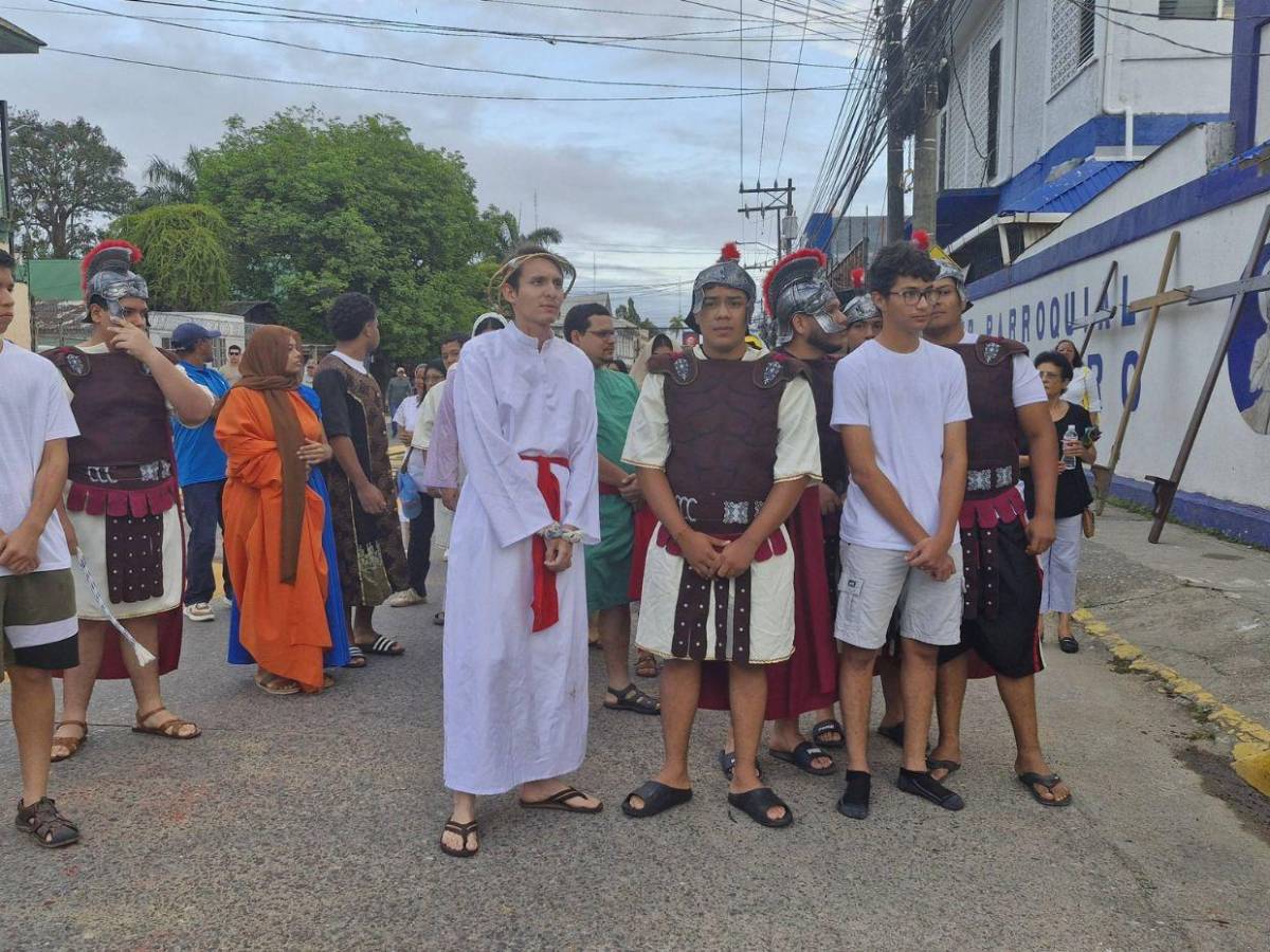 La Ceiba se llena de agradecimiento al recordar el regalo de salvación de Jesús