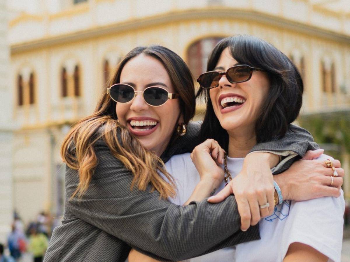 ¿Qué influencers salvadoreños caminarán con Shakira en el Estadio Mágico González?