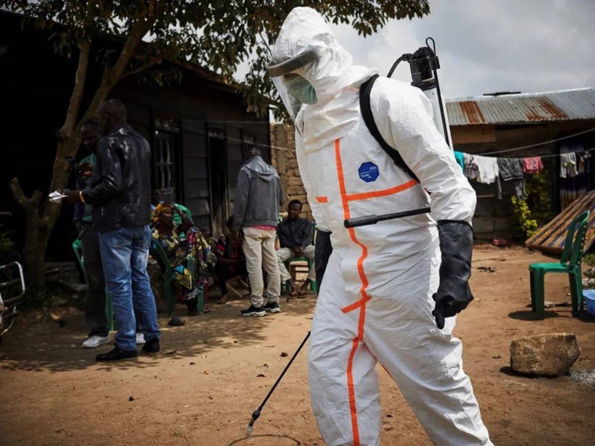 Alerta internacional: la OMS teme que brote de ébola en el Congo se propague