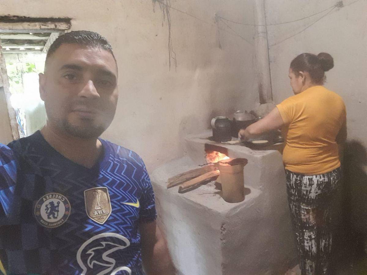 Así era Josué García, camarógrafo hallado muerto en su habitación en El Pedregal