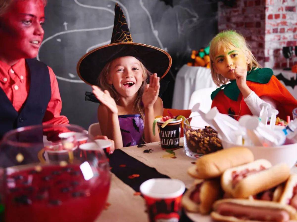 Ese tipo de disfraces que expresan terror: Diputada de Libre propone prohibir Halloween en escuelas