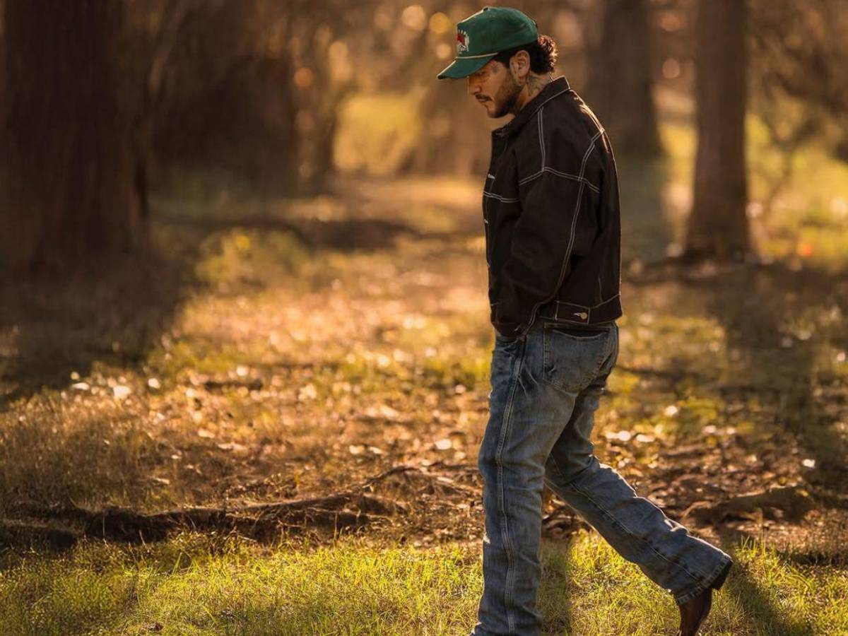 ¿Christian Nodal al pendiente del embarazo de Iveeth, su presunta amante?