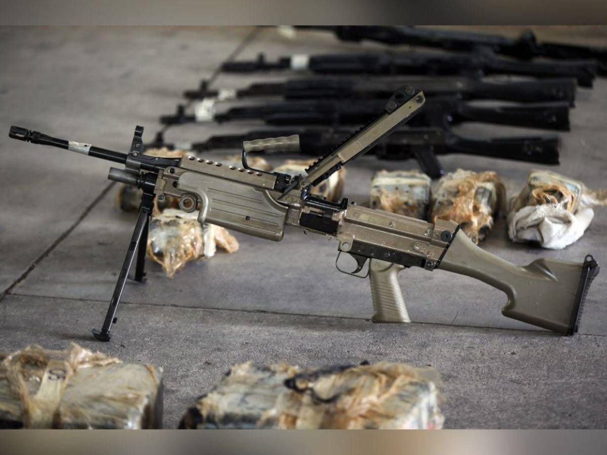 Incautan armas de alto calibre y municiones en operación marítima en Gracias a Dios Incautan armas de alto calibre y municiones en operación marítima en Gracias a Dios