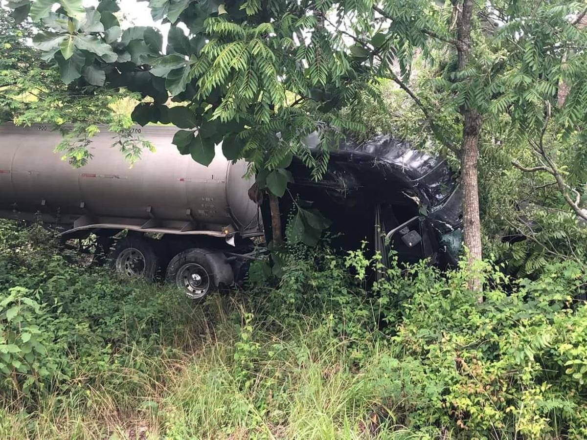 De esta forma quedó el pesado automotor, luego de perder los frenos.