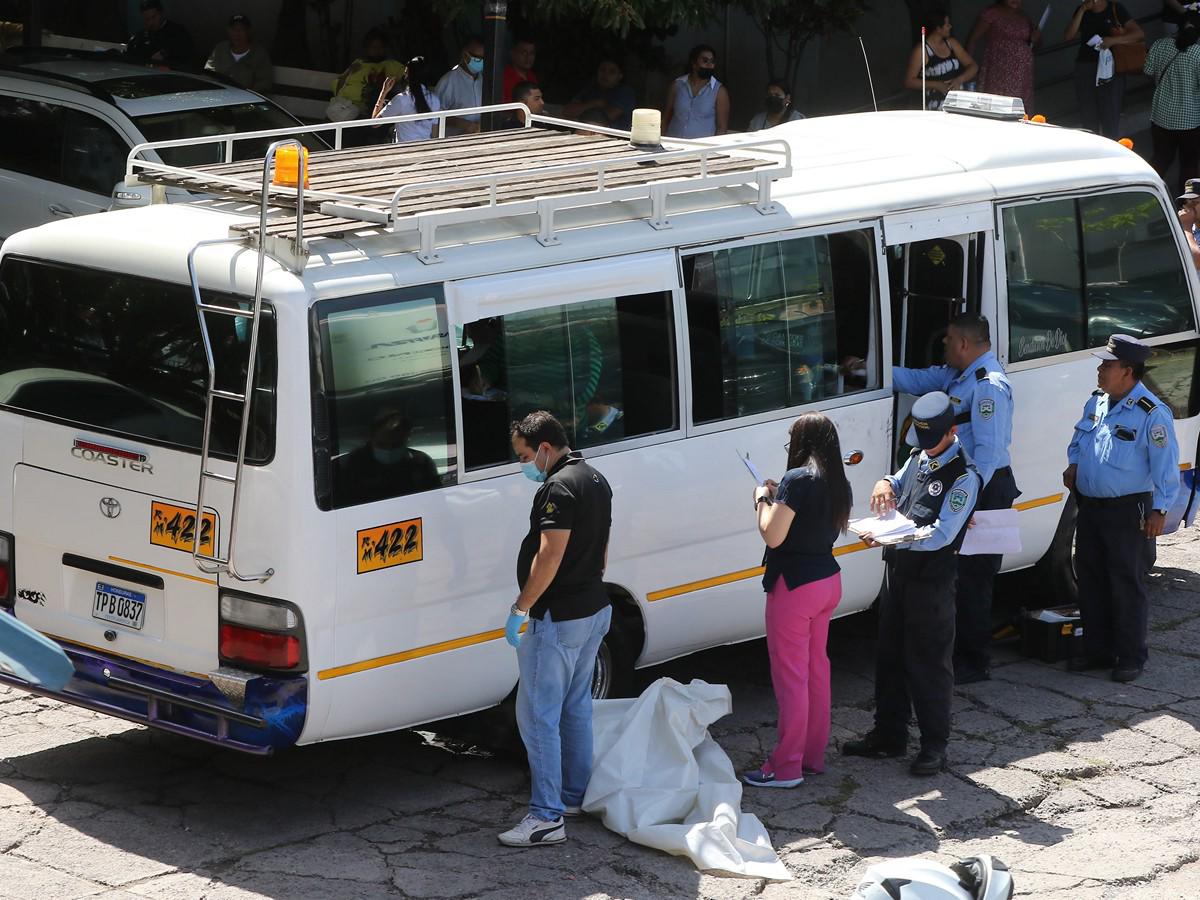 En parqueo del IHSS expiró pasajero tras asalto en bus de Las Torres En parqueo del IHSS expiró pasajero tras asalto en bus de Las Torres
