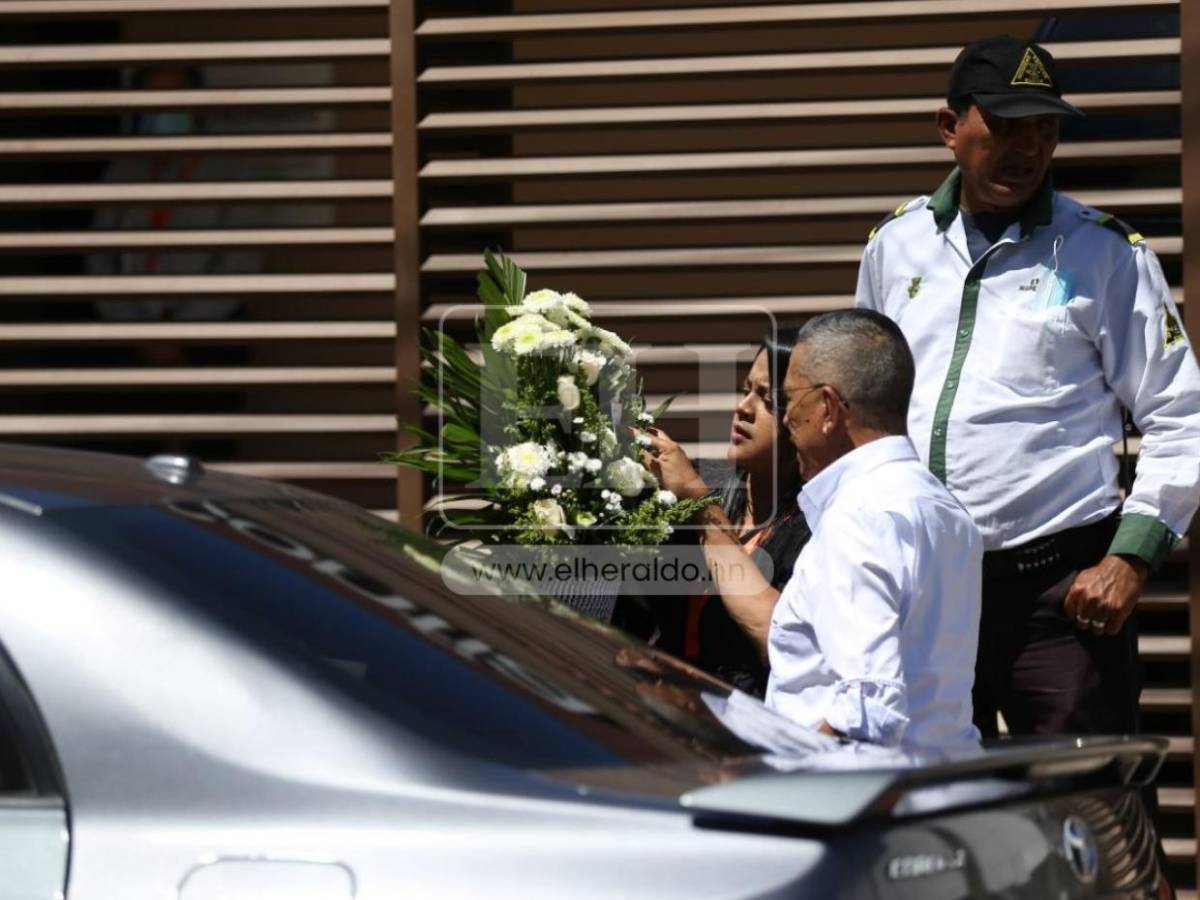 Así se vive el doloroso velorio de víctimas en Quimistán, Santa Barbará