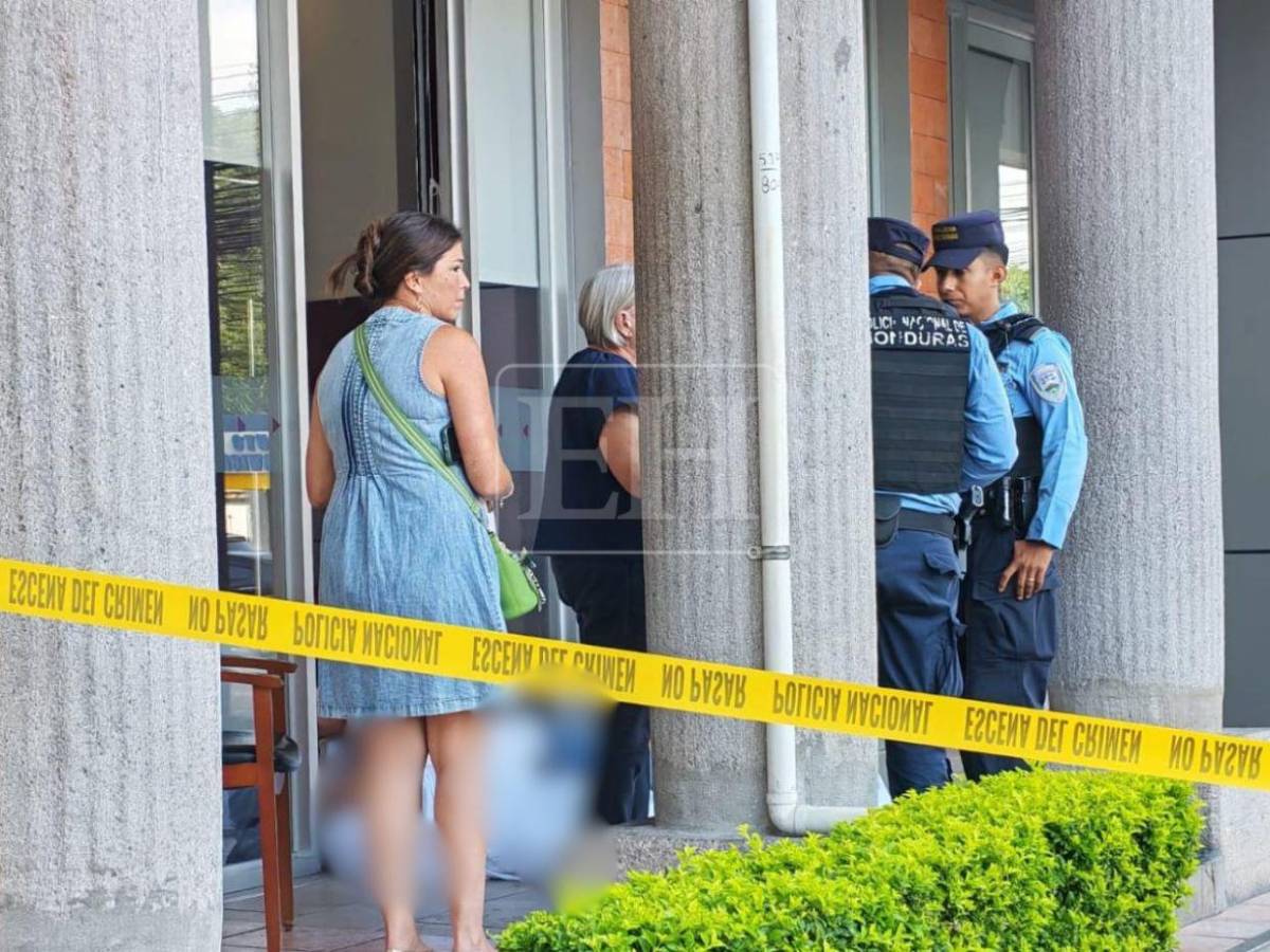 Tras salir del cajero, se desvaneció y cayó al suelo: Detalles de la muerte de Alejandro Castellanos