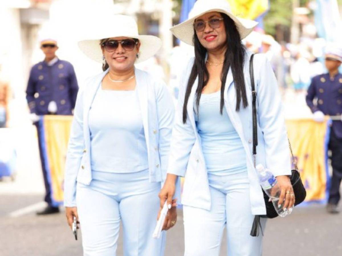 ¡También robaron suspiros! Las bellas maestras que engalanaron los desfiles en SPS