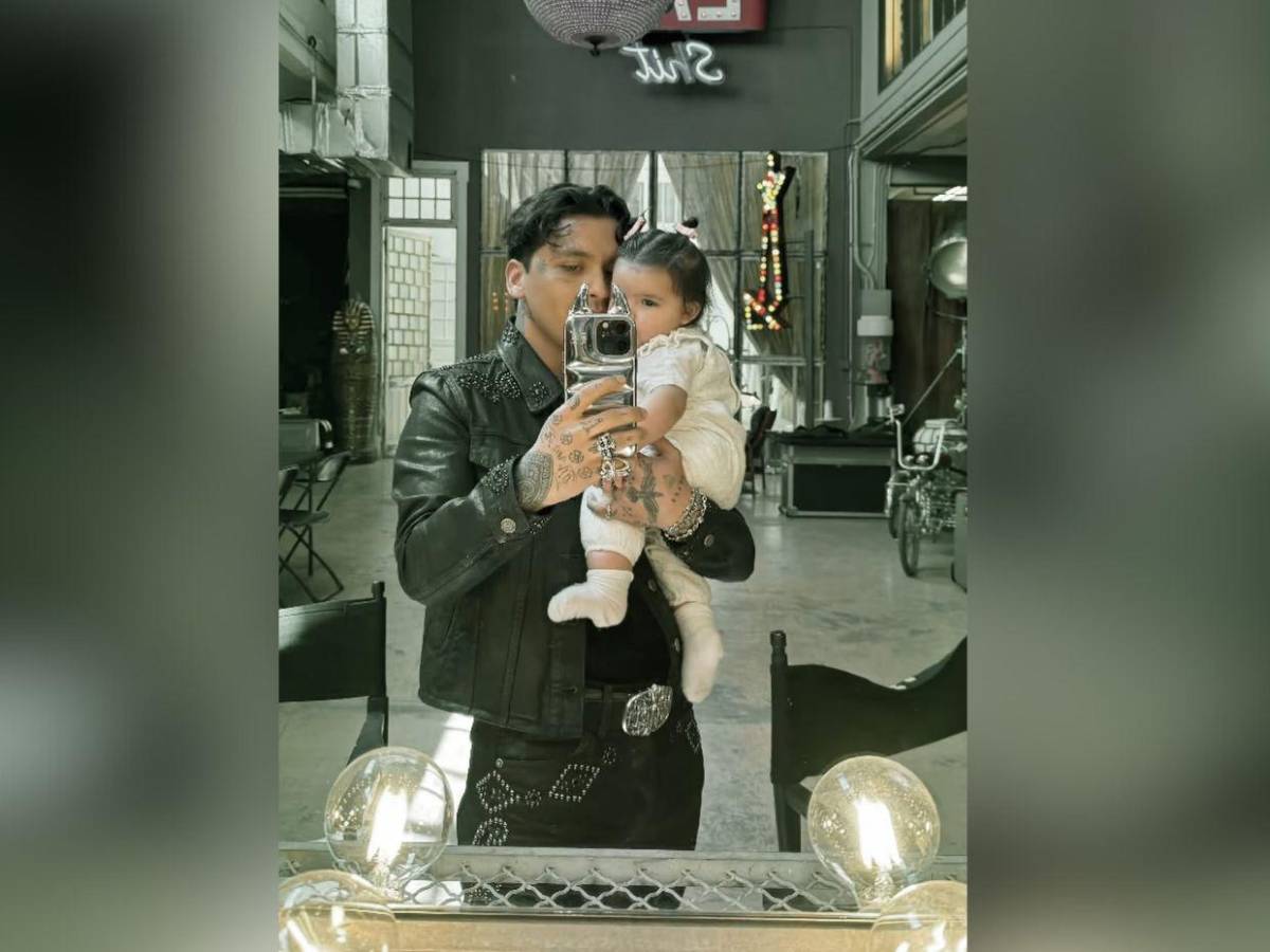 Detalles de la entrevista de Christian Nodal con Adela Micha