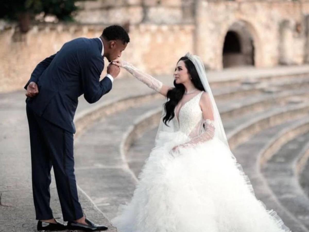 “Choco” Lozano se casa con modelo hondureña en República Dominicana