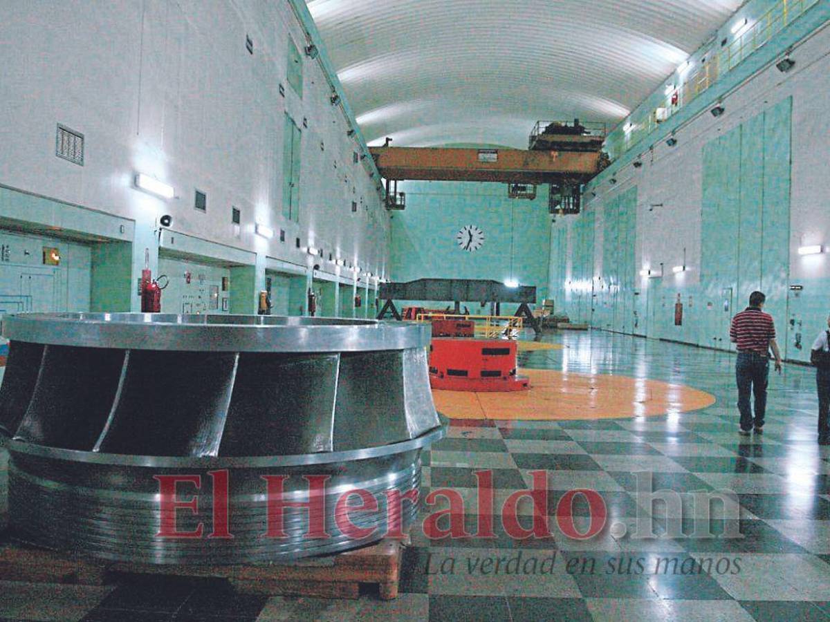 La extracción de 26 millones de metros cúbicos, el fin de semana, se ejecutó sin seguir el manual de procedimiento, dice experto.