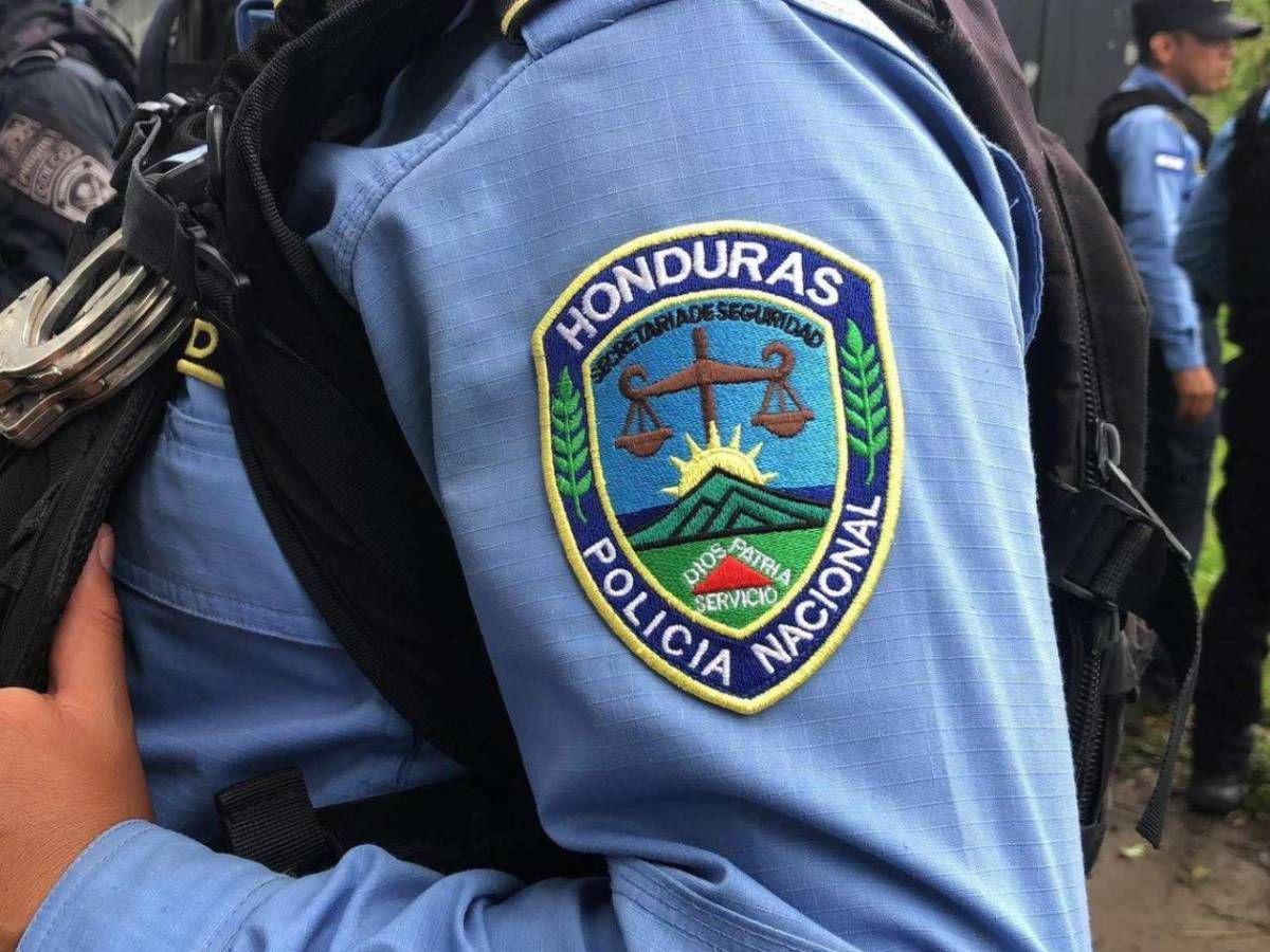 “¡Nos están emboscando, son dos carros!”: Revelan momentos de terror que vivieron policías en Colón