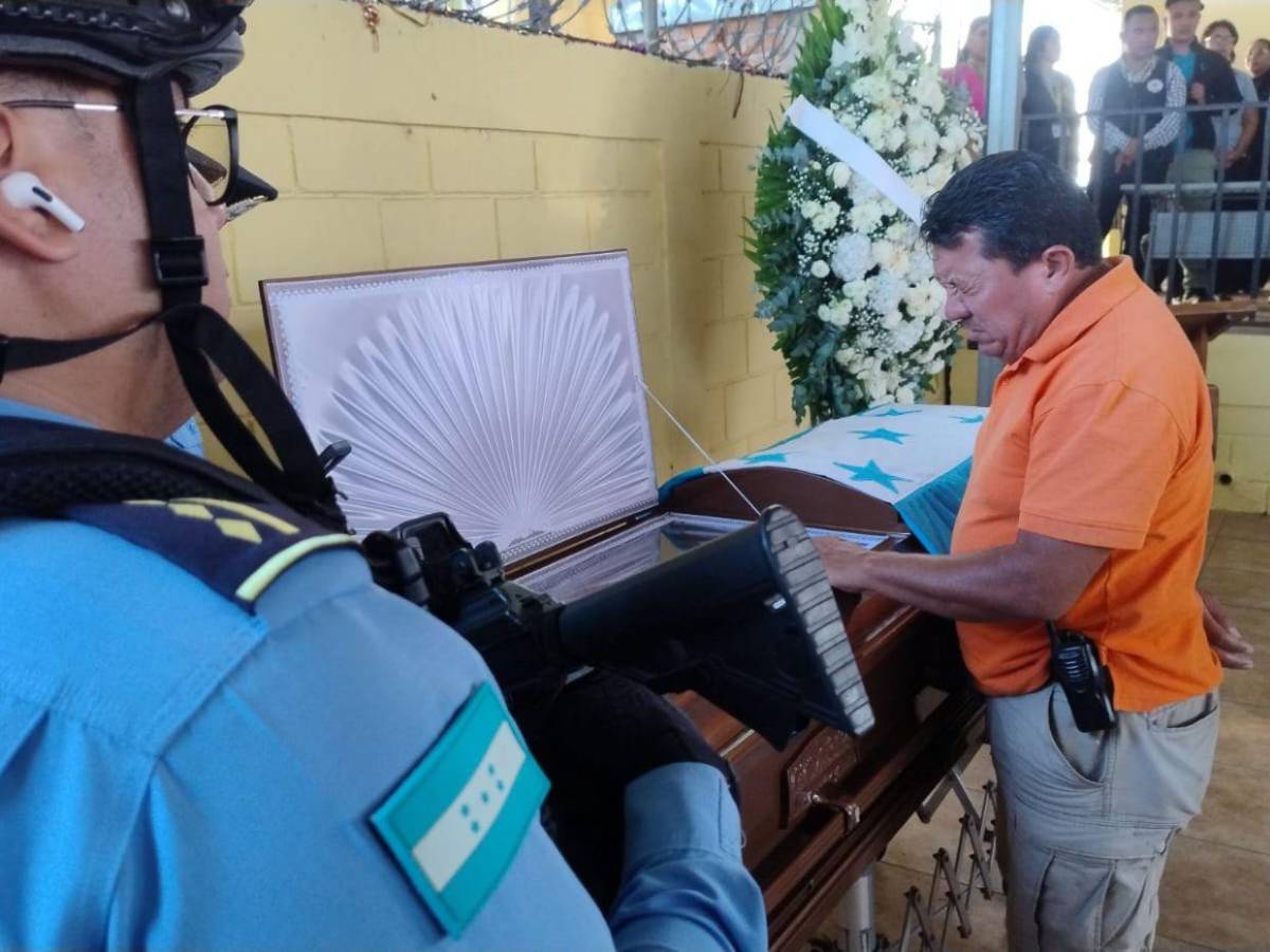 Despiden a Esteban Vargas, policía que perdió la vida tras un enfrentamiento en Chamelecón