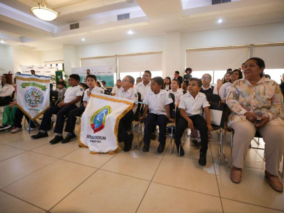 EL HERALDO y 1500 pequeños dan inicio a la undécima edición Escuelas Amigables con el Ambiente 2025 EL HERALDO y 1500 pequeños dan inicio a la undécima edición Escuelas Amigables con el Ambiente 2025