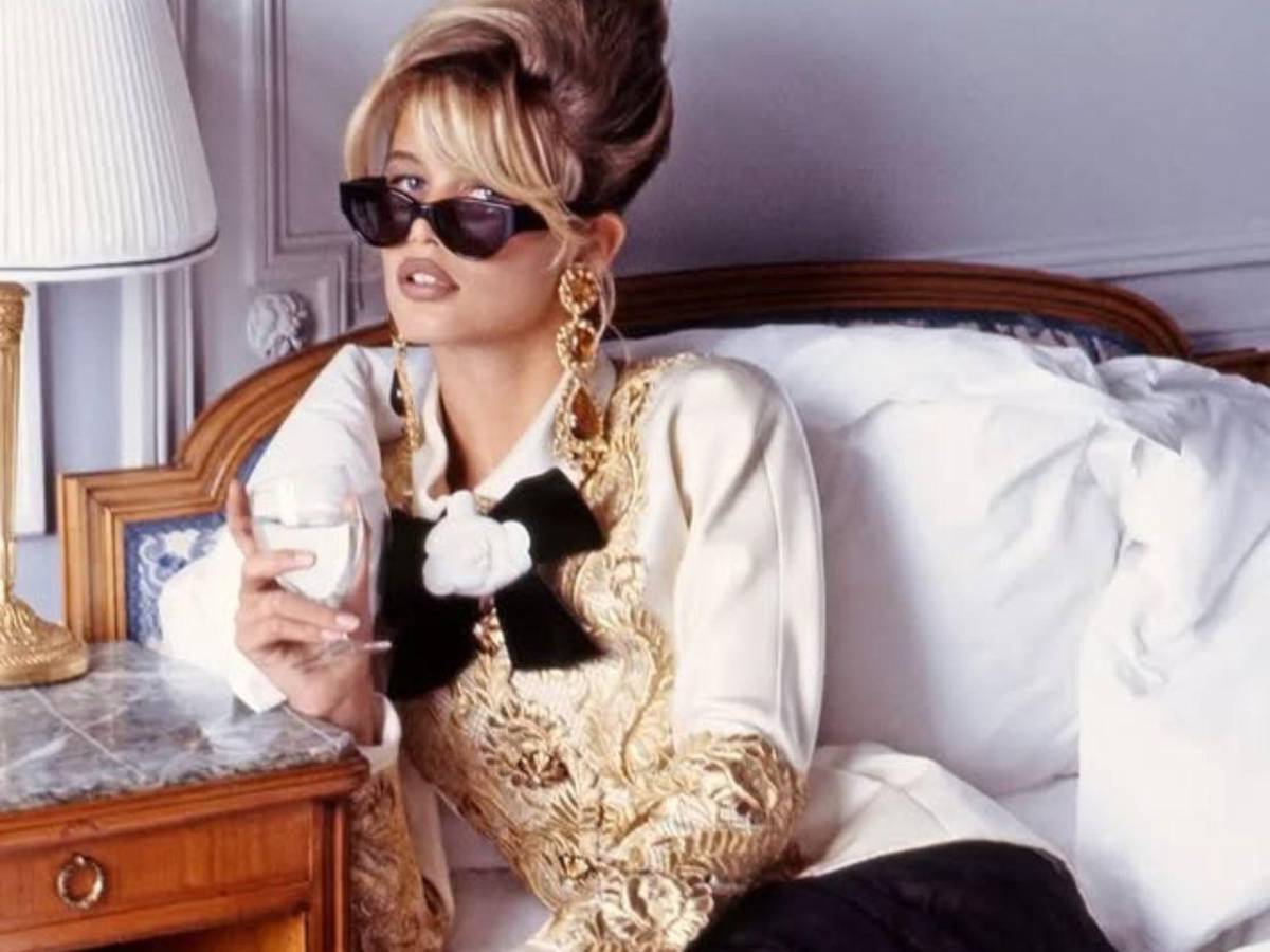 ¿Qué fue de Claudia Schiffer, la supermodelo que marcó los noventa?