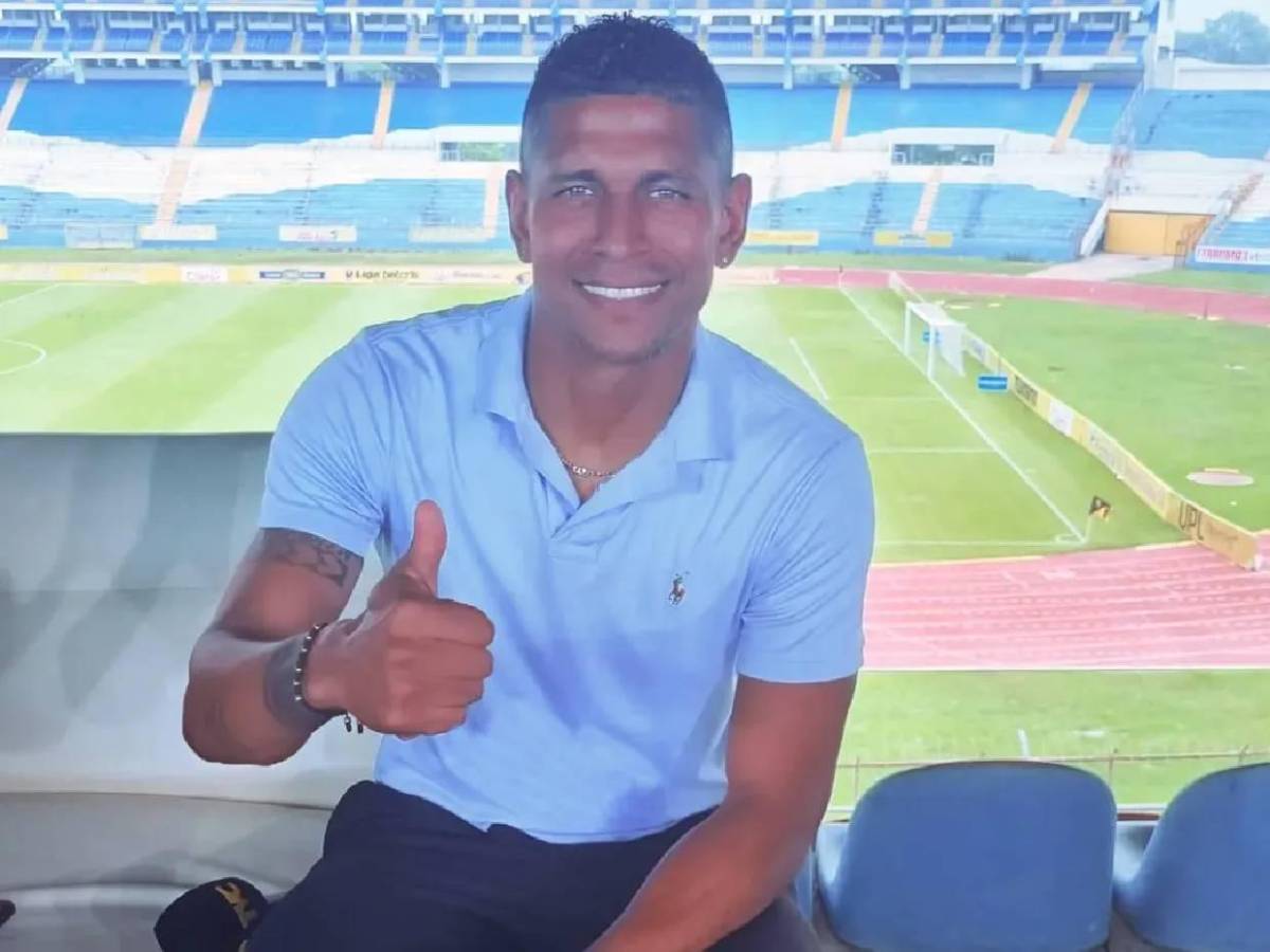 Carlo Costly preocupa a sus seguidores al ser internado en un hospital: ¿Qué tiene?