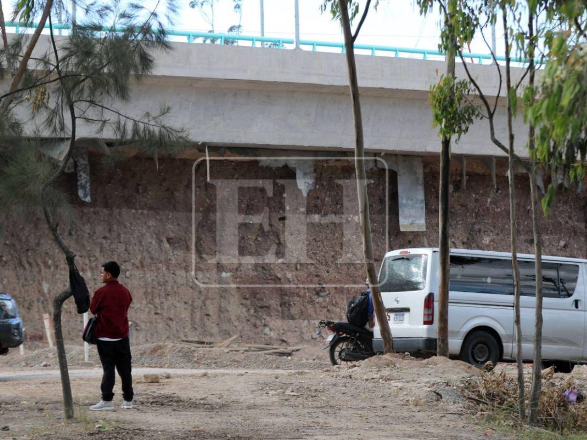 Así luce el carril inaugurado de lo que será el paso a desnivel Papa Francisco