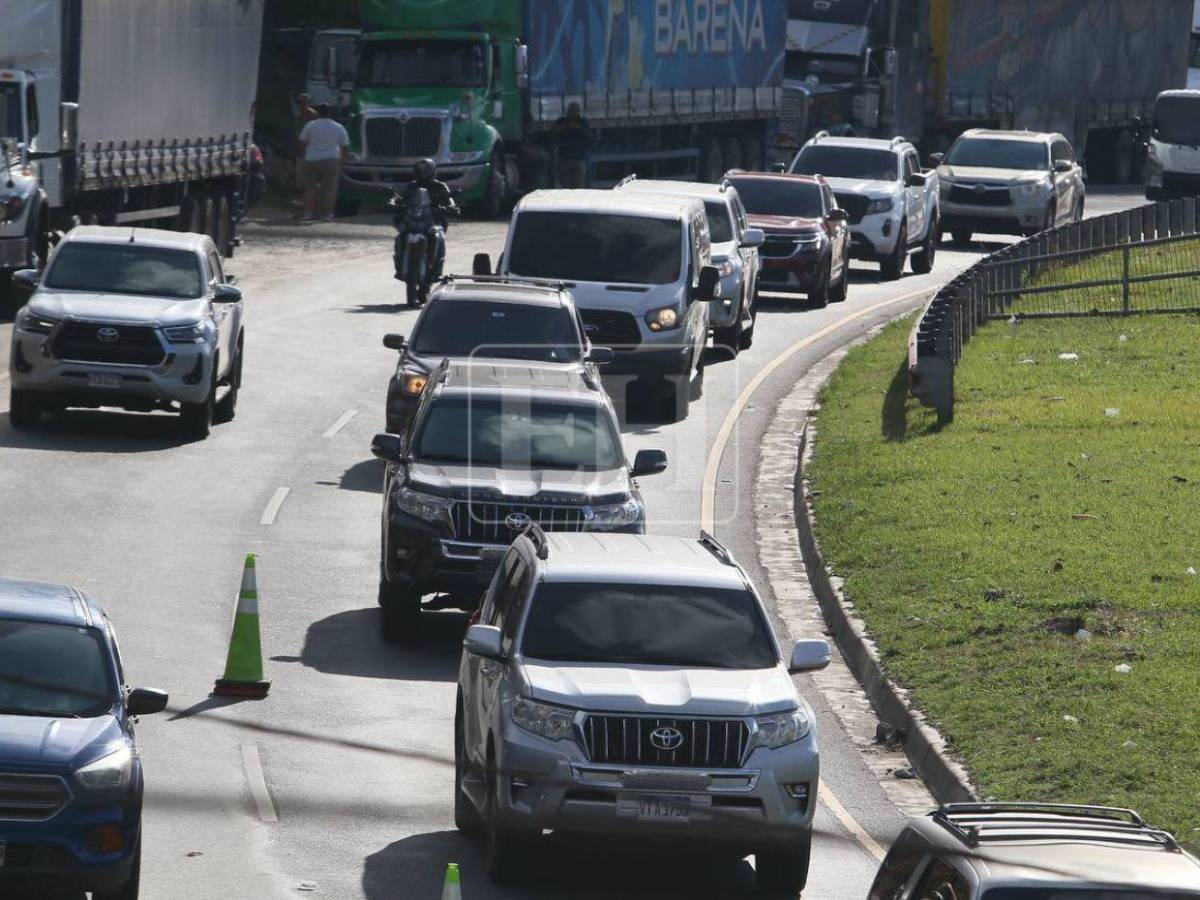 Congestión vial en salida al norte por masivo retorno a la capital tras Semana Santa