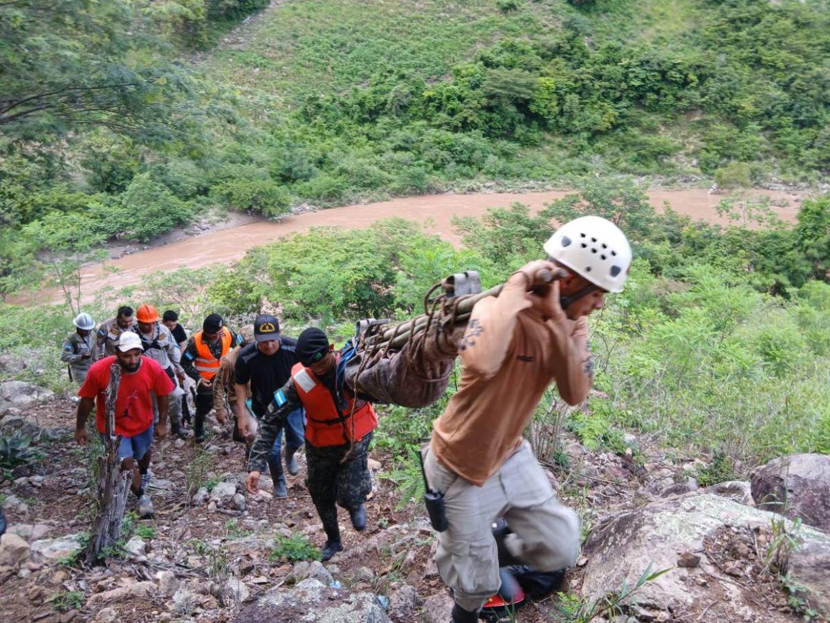 En las últimas 24 horas, cuatro personas fueron arrastradas por ríos o quebradas en Honduras