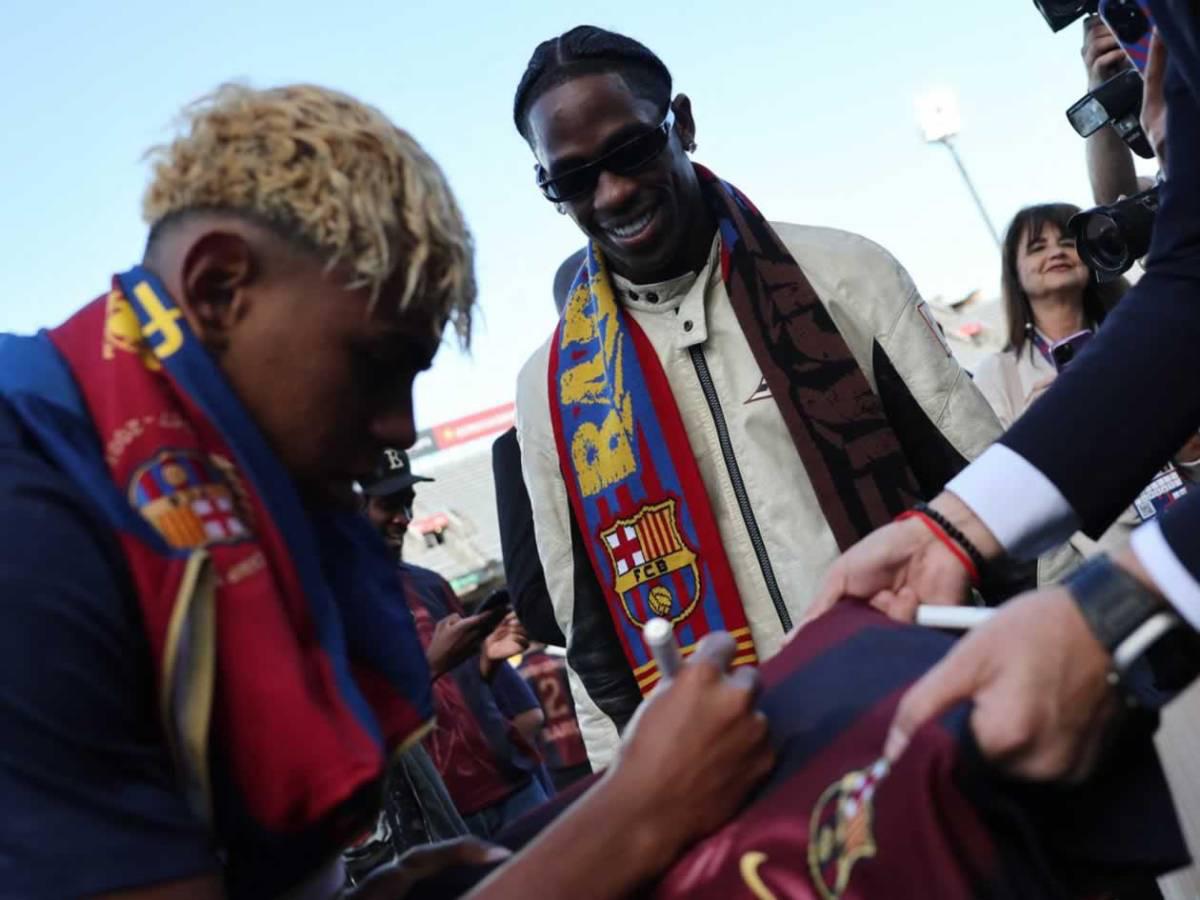 Prohibido: Lamine Yamal tiene enfurecidos a todos en Barcelona por gesto contra los aficionados