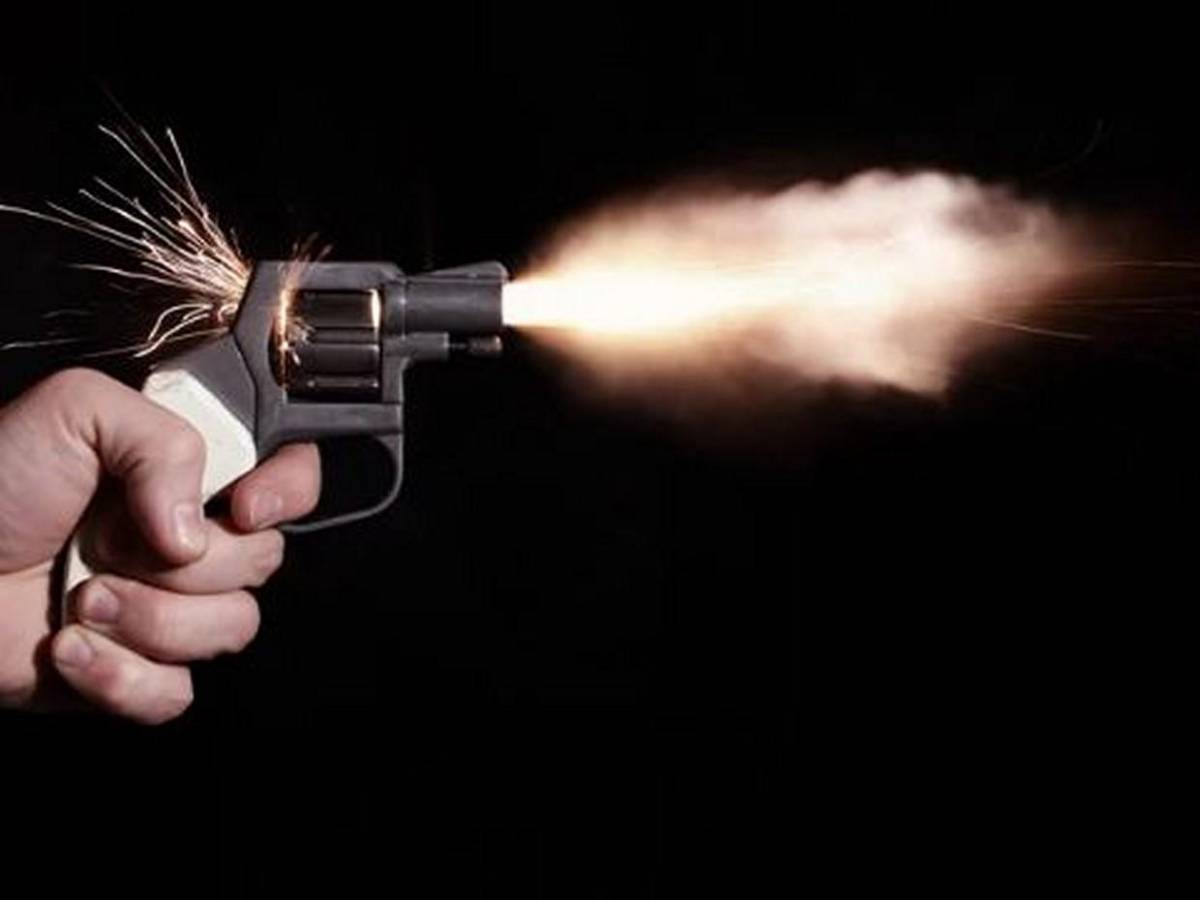 Quitó el cerrojo, fue a la celda y le disparó: así mató policía a hombre detenido en Atlántida