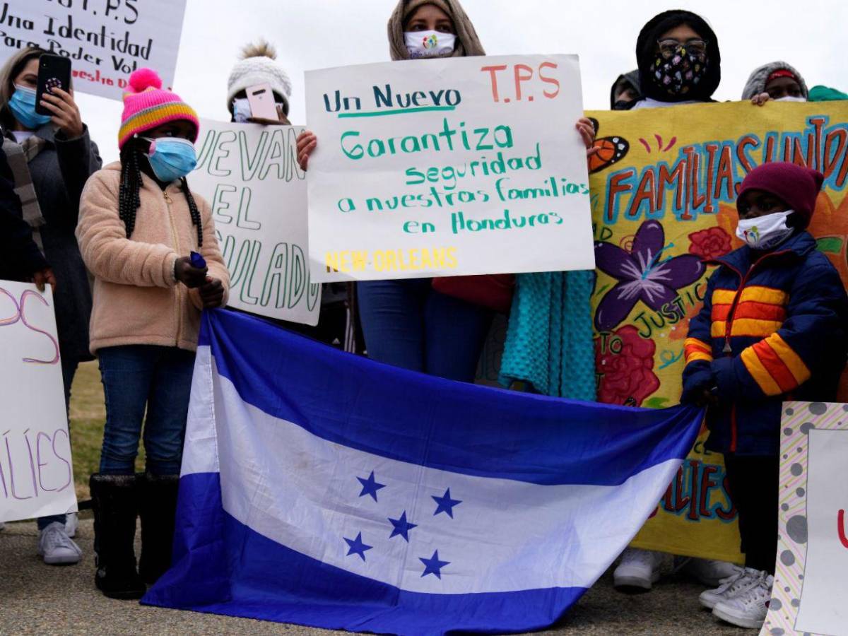 ¿Qué deben hacer ahora los hondureños tras el fin del TPS por parte de EE UU?