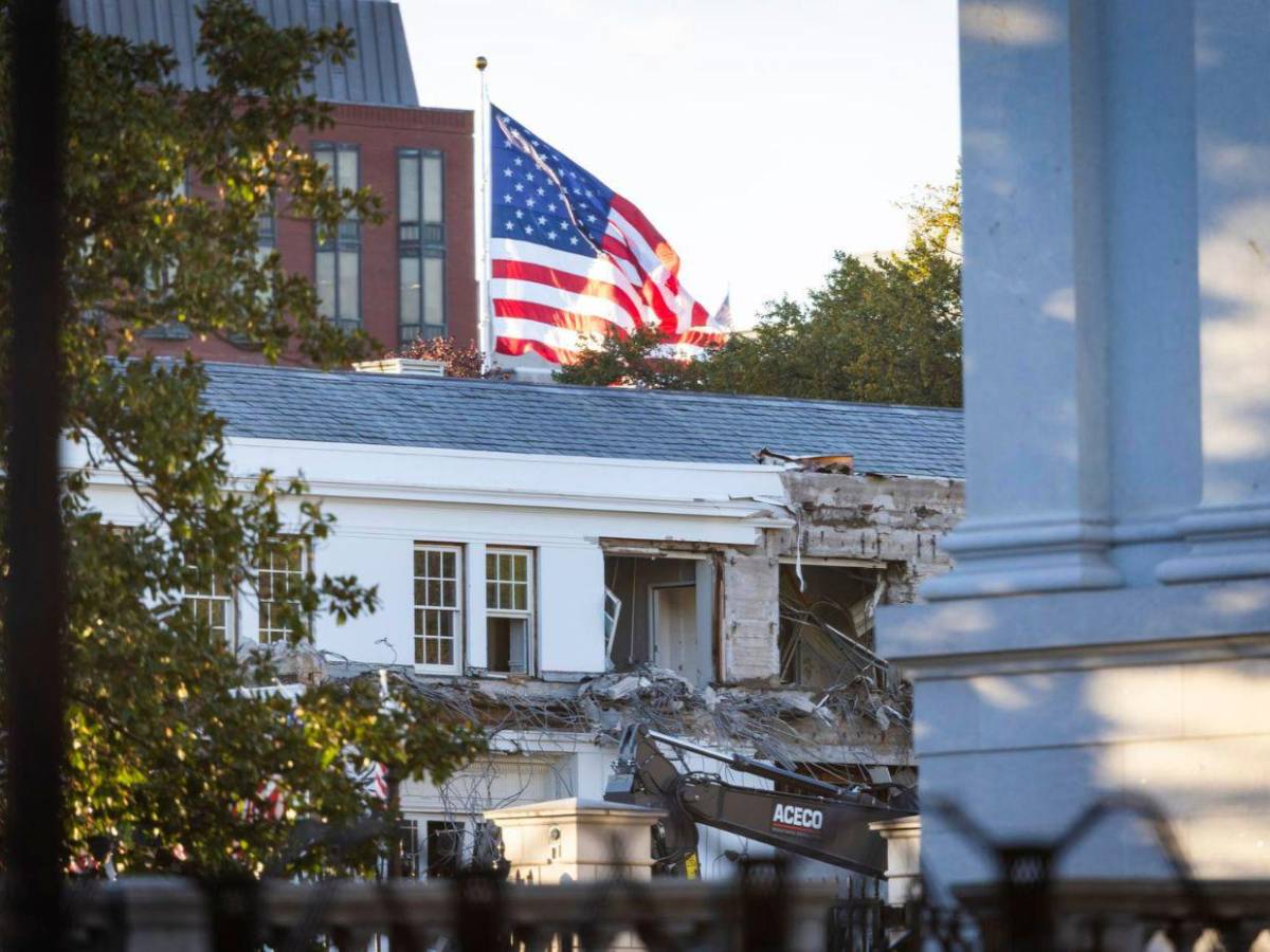Lo que se sabe del costoso salón de bailes que construye Donald Trump en la Casa Blanca