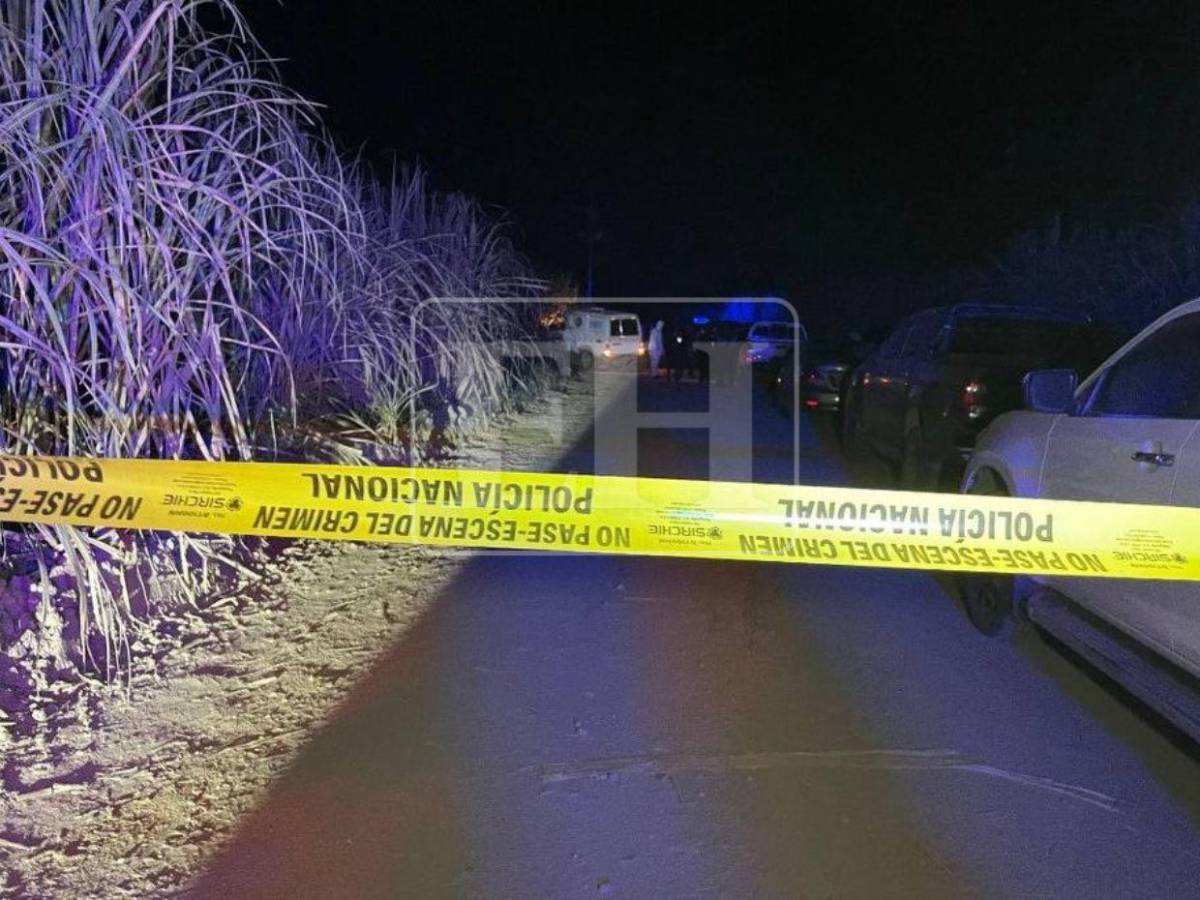 Bajo la lluvia y entre lágrimas despiden a Valeria Alvarado en El Progreso