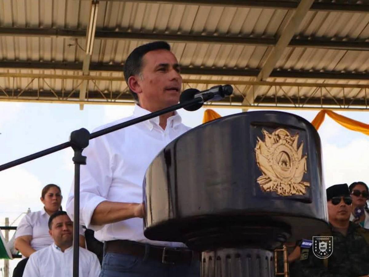 Con entrega de 110 vehículos  refuerzan operaciones de seguridad en zona norte de Honduras
