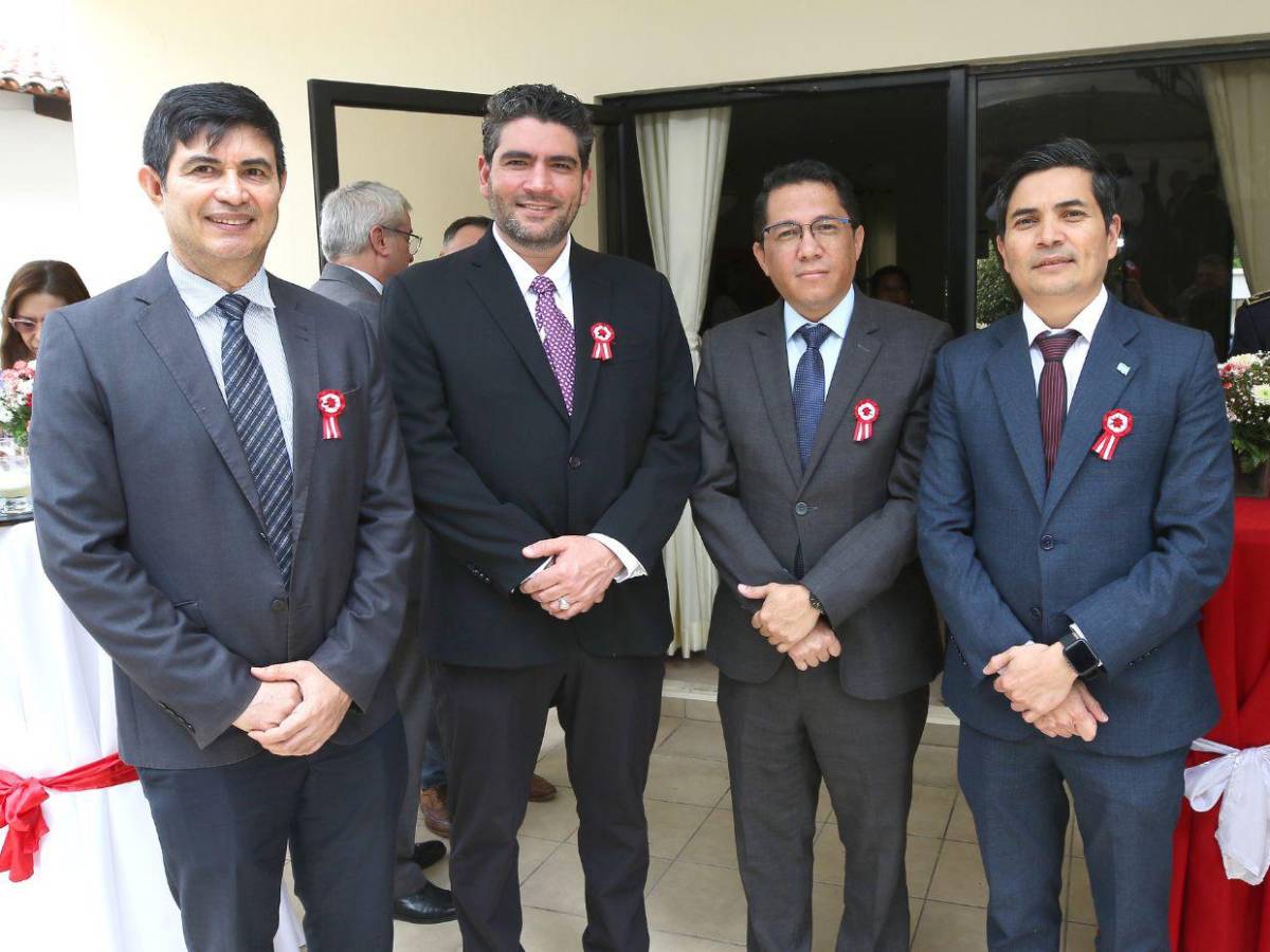 Embajada de Perú celebra la independencia de su país