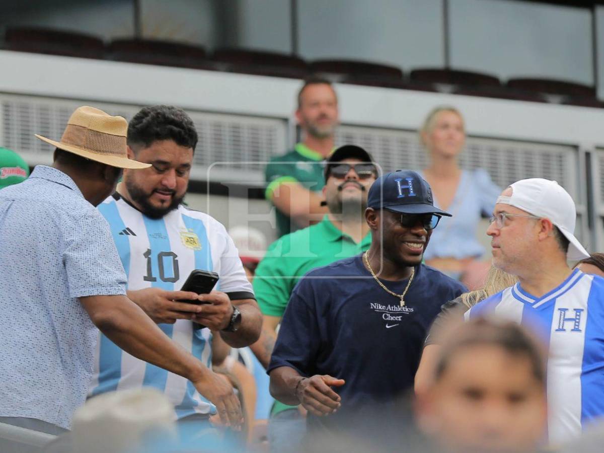 No se vio en TV: ¿Messi le dio su camisa a algún catracho? El gesto de Rodrigo de Paul con seleccionado