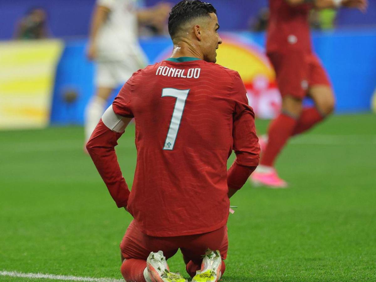 Cristiano Ronaldo se quiebra tras eliminación de Portugal y recibe detallazo de Lamine Yamal