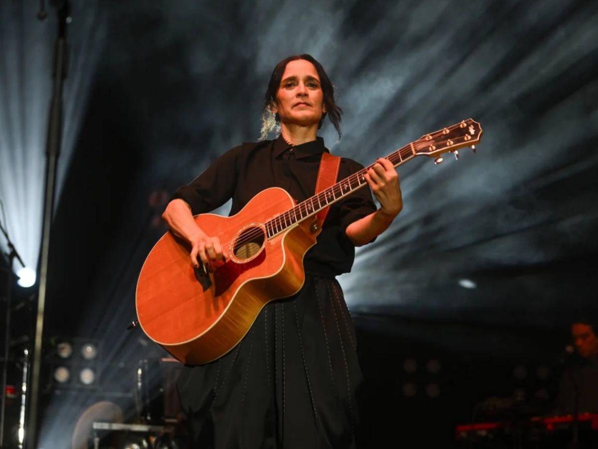 La niña futbolista: el sencillo que hizo meme a Julieta Venegas