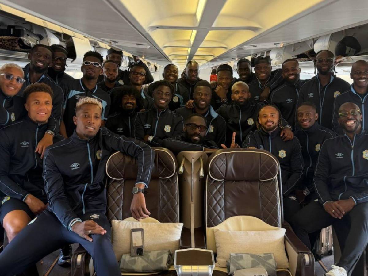 Los jugadores de República del Congo deslumbraron al llegar al Mundial 2026 con estilo felino